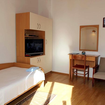 Apartments J&R Babara بيوغْغاد نا موغو الغرفة الصورة