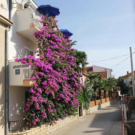 Apartments J&R Babara بيوغْغاد نا موغو الغرفة الصورة