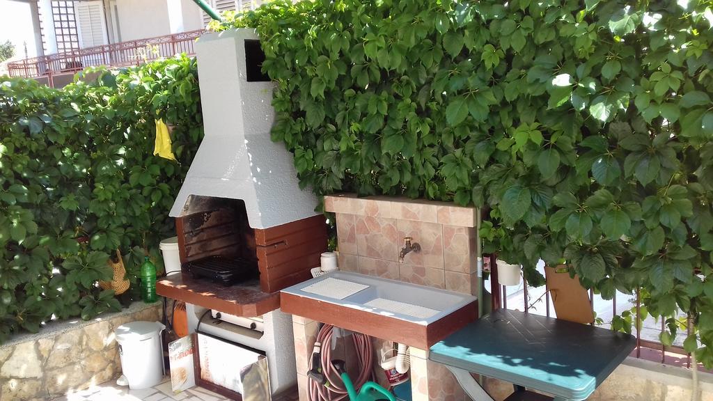 Apartments J&R Babara بيوغْغاد نا موغو المظهر الخارجي الصورة